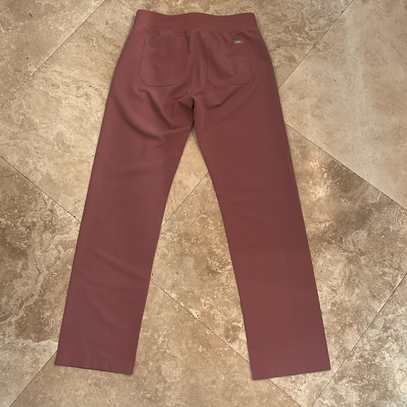 Figs Scrubs - Picture 2 of 4